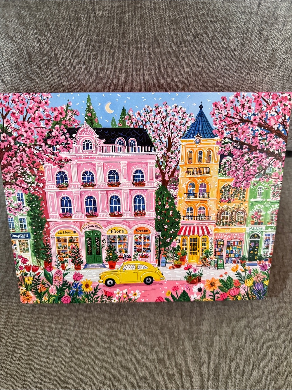 Spring City 1000 piece jigsaw puzzle. Complete with poster like new